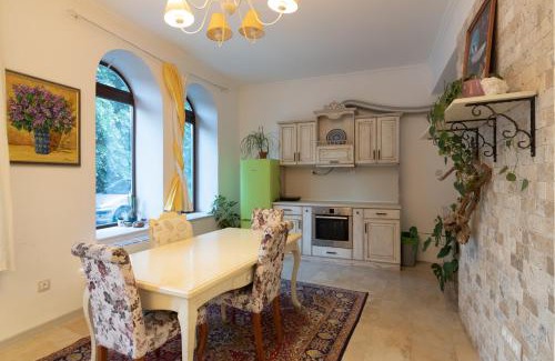Veliko Tarnovo Apartment | Apartment Atlanta 1