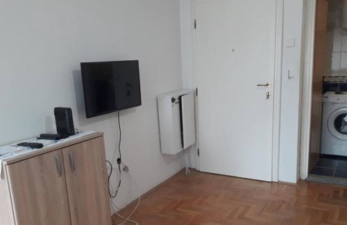 Trebinje Apartment | Apartment Aurora - Studio Apartment with Balcony
