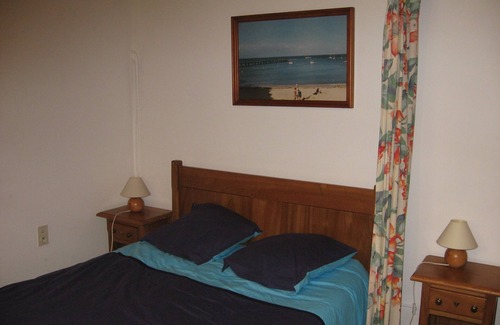 Saint-Jean-de-Monts Apartment | Apartment 'Aux Dunes De L' Abbaye - Les Pins' with Private Terrace, Private Garden and Wi-Fi