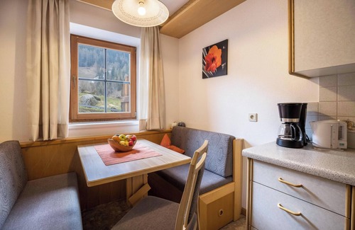 San Giacomo Apartment | Apartment “Bärental” in Beautiful Scenery with Mountain View, Wi-Fi & Garden