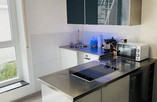 Ulm Apartment | Apartment B - Stylish 2 room Loft City Center Ground Floor