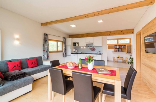 Feldthurns Apartment | Apartment 'Bachmannhof Lavendel' with Shared Pool, Private Terrace and Wi-Fi