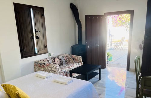 Lucena Apartment | Apartment /bathroom/kitchen/fireplace/wifi