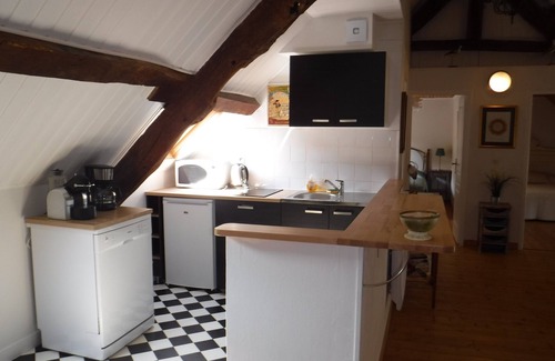 Saint-Broladre Apartment | Apartment bay of Mont-saint-Michel in the heart of the village of Saint-Broladre
