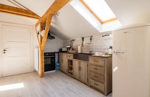 Grainbach Apartment | Apartment bedsitter with west-facing balcony, kitchenette, 50 sqm
