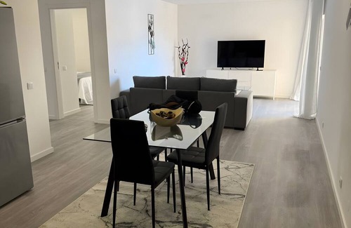 Praia da Rocha Apartment | Apartment 'Beje - Atlantico' with Sea View, Wi-Fi and Air Conditioning