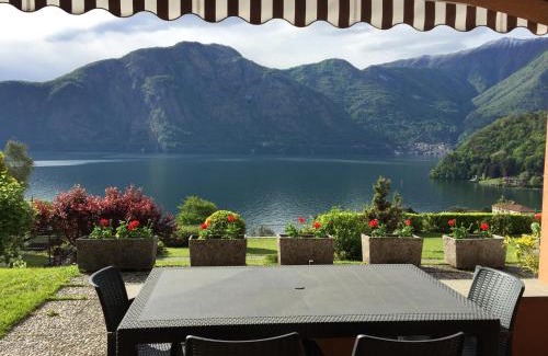Azzano Apartment | Apartment Bella Vista In Mezzegra with POOL sleeps 6- by Italian Apartments