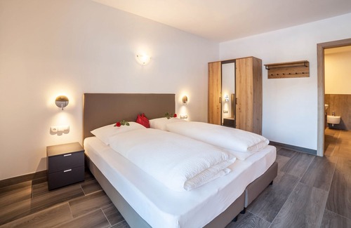 Avelengo Apartment | Apartment "Berger 1" with Mountain View, Shared Garden & Wi-Fi