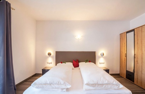 Avelengo Apartment | Apartment "Berger 1" with Mountain View, Shared Garden & Wi-Fi