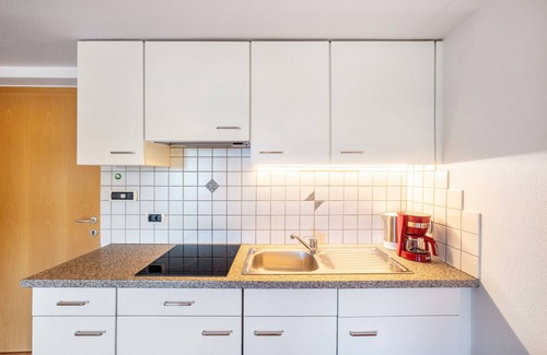 San Giacomo Apartment | Apartment 'Bergkristall 1' with Mountain View, Shared Garden and Wi-Fi