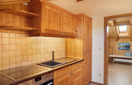 Obergrainau Apartment | Apartment 'Bergkristall' with Mountain View, Balcony and Wi-Fi