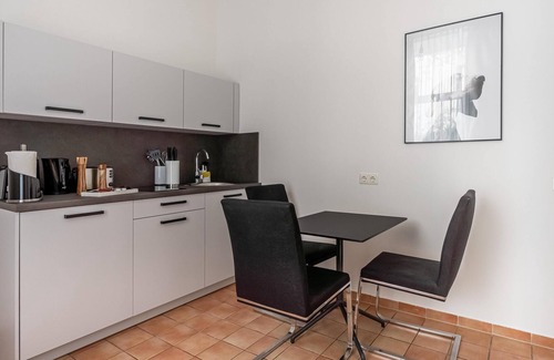 Prenzlauer Berg Apartment | Apartment Berlin Paul Robeson Straße