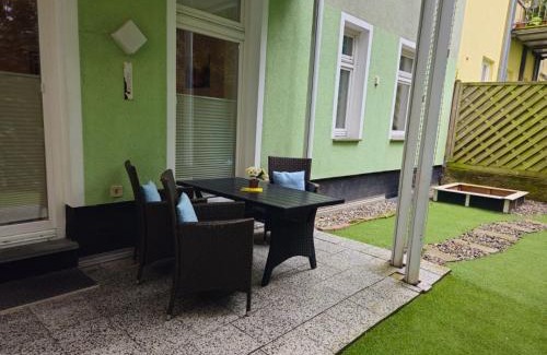 Ostliche Altstadt Apartment | Apartment BERNSTEIN ruhig, familienfreundlich mit Garten