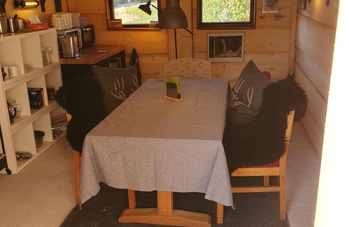 Rinken Apartment | Apartment 'Biber' with Mountain View and Wi-Fi