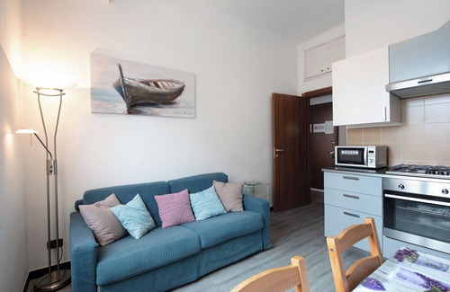 Varazze Apartment | Apartment "Bilocale Cilea con Balcone" with Balcony and A/C