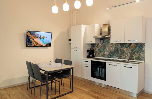 Sant'Ambrogio di Valpolicella Apartment | Apartment BLUE VIEW OF LAKE GARDA