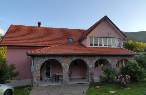 Krasno Polje Apartment | Apartment Božo