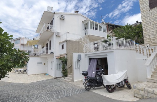 Primosten Apartment | Apartment Bore