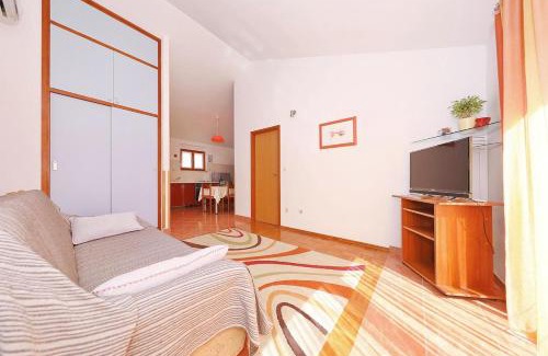 Bozava Apartment | Apartment Bozava 11896a