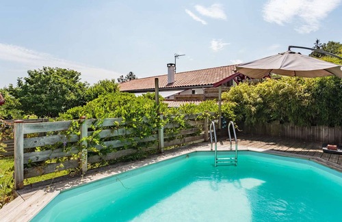 Briscous Apartment | Apartment Briscous, 4 bedrooms, 7 persons
