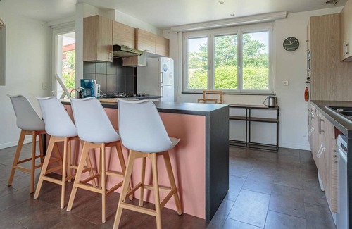 Briscous Apartment | Apartment Briscous, 4 bedrooms, 7 persons