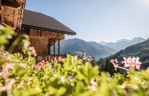 Valle Aurina Apartment | Apartment 'Bruneggerhof 3' with Mountain View, Private Garden and Wi-Fi