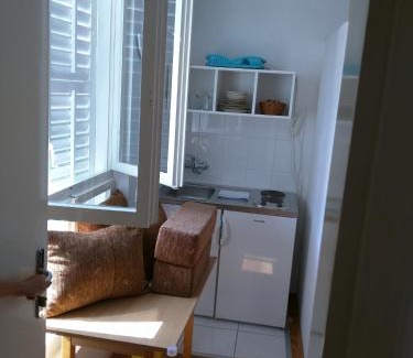 Vrboska Apartment | Apartment Bugenvila