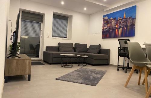 Bad Friedrichshall Apartment | Apartment Business Suite mit 2 Schlafzimmer & Parkplatz, Highspeed WLAN, Fußbodenheizung & Netflix Premium, Zentral zu Audi & Schwarz Gruppe
