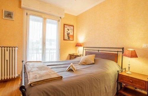 Saint-Servan Apartment | Apartment Cardella-1 by Interhome