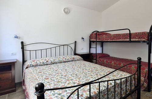 Elini House | Apartment "Casa Corongiu 4" with Mountain View & Shared Garden
