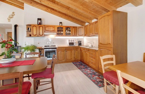 Grosio House | Apartment 'Casa Sergio' with Mountain View, Private Garden and Balcony