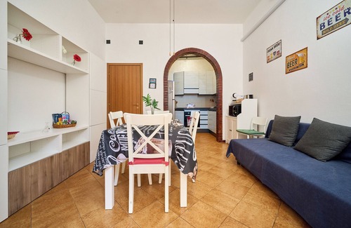 Piombino Apartment | Apartment 'Casabaffo' with Balcony and Wi-Fi