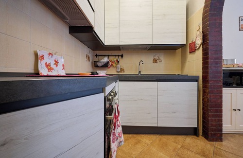 Piombino Apartment | Apartment 'Casabaffo' with Balcony and Wi-Fi
