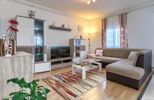 Sosici Apartment | Apartment Cekić-2 by Interhome