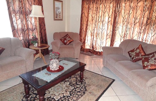 Port Edward Apartment | Apartment Chianti's
