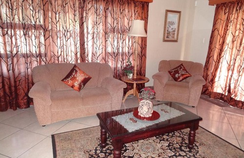 Port Edward Apartment | Apartment Chianti's