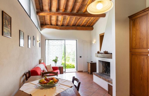 Poggiarello Apartment | Apartment Ciliegio by Interhome