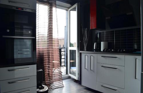 Chorzow Apartment | Apartment City Center - Free Parking - easy check-in