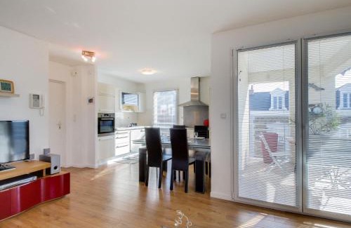 Parame Apartment | Apartment Clos Schuman by Interhome
