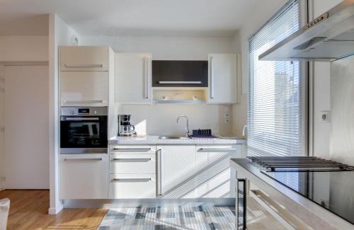 Parame Apartment | Apartment Clos Schuman by Interhome