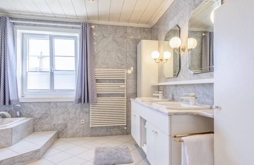 Woergl Apartment | Apartment close to the city centre with terrace
