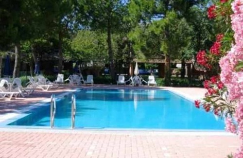 Marcelli Apartment | Apartment close to the sea, with swimming pools and park: ConeroMareRelax