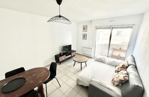 Celleneuve Apartment | Apartment - Close to Tramway