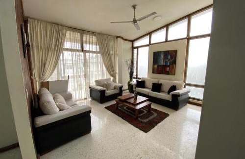 Urdesa Apartment | Apartment Comfortable in Urdesa