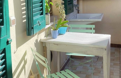 Piombino Apartment | Apartment 'Corbusier' with Balcony