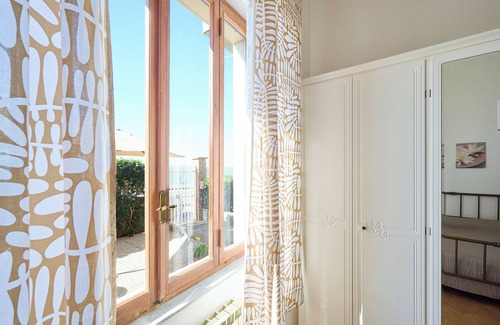 Piombino Apartment | Apartment 'Da Nonna Tina Vistamare' with Sea View and Private Garden