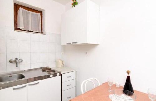 Zuljana Apartment | Apartment Dalmatin uljana - Two-Bedroom Apartment 2