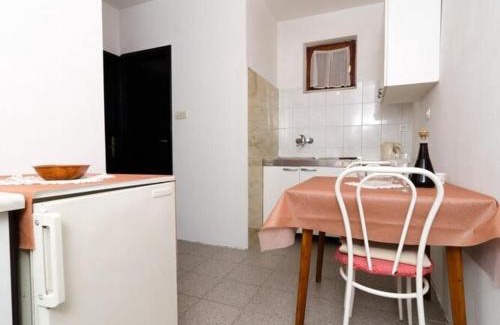 Zuljana Apartment | Apartment Dalmatin uljana - Two-Bedroom Apartment 1