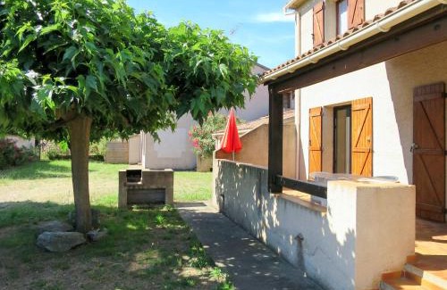Santa-Maria-Poggio Apartment | Apartment Dami II-2 by Interhome
