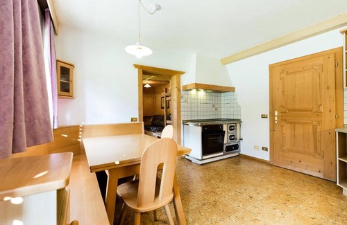 Racines Apartment | Apartment 'Daniel 1 Stock' with Mountain View, Balcony and Wi-Fi
